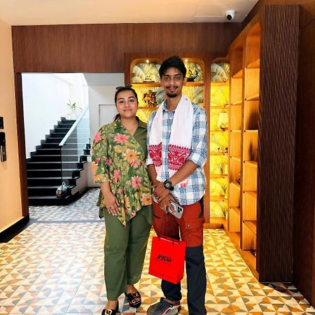 The Dibrugarh Address Hotel Luaran gambar