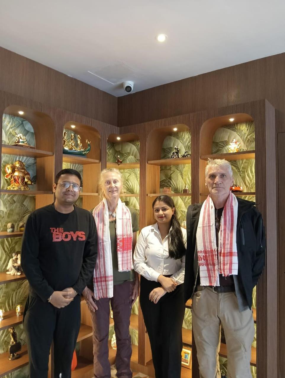 The Dibrugarh Address Hotel Luaran gambar