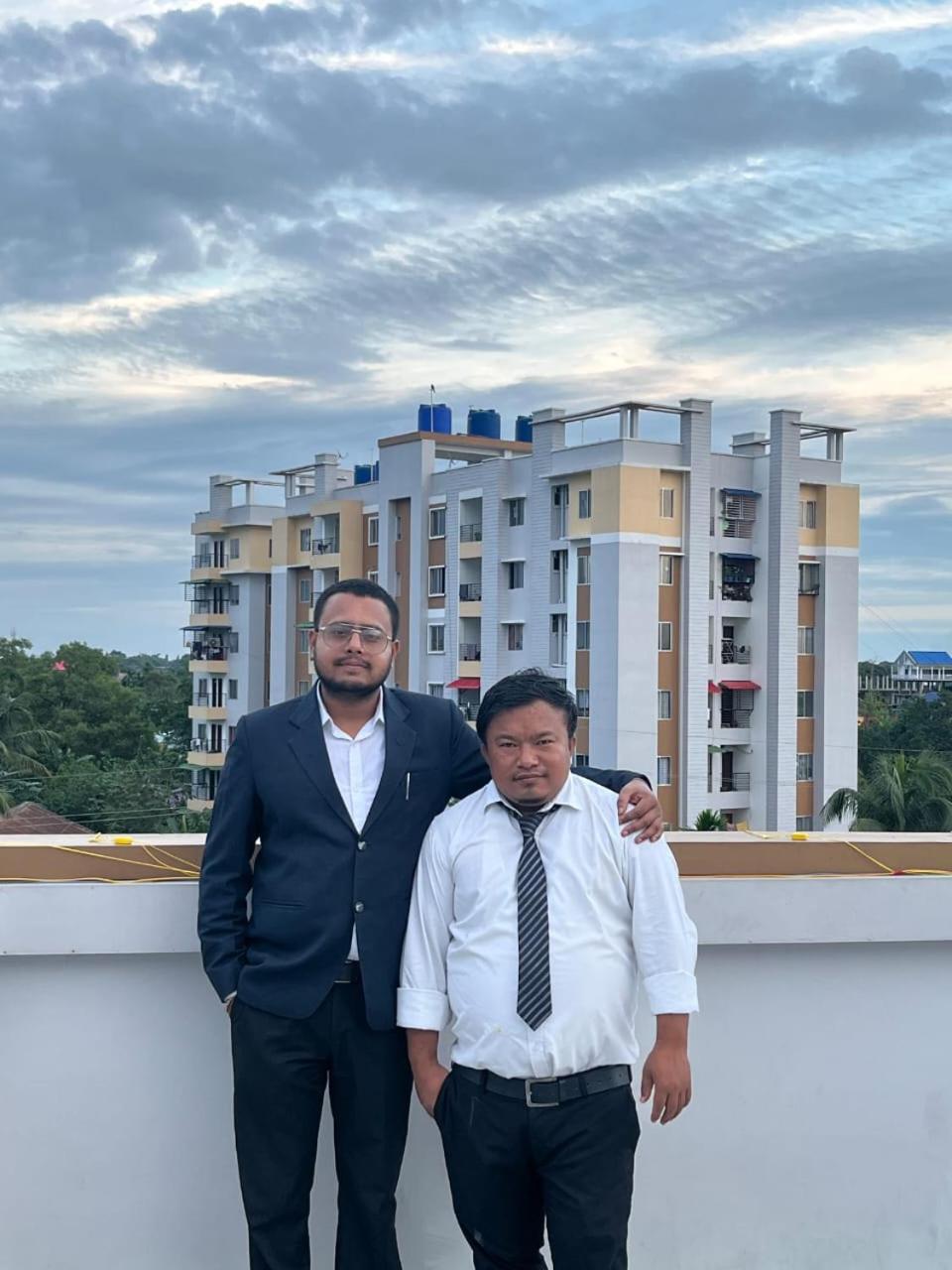 The Dibrugarh Address Hotel Luaran gambar